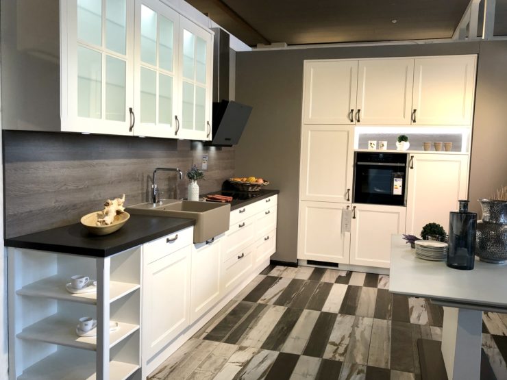 INPURA CONCEPT Malaga Rahmenfront weiß