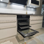 Koje_44_Dunsthaube_Backofen_Spuele__0014_01