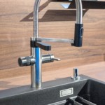 INPURA - AV 6000-GL samtblau Mattlack & RAL-Ton 7044 Seidengrau - Koje 152