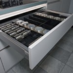 LINEA Laser grifflose Küchenzeile - Koje 75