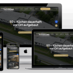 Responsive Website von Fachwerk Küchenland Münsterland auf verschiedenen Geräten (Laptop, Tablet, Smartphone, Desktop) mit Startseite und Schriftzug ‚50+ Küchen dauerhaft vor Ort aufgebaut‘ in moderner, benutzerfreundlicher Ansicht.“